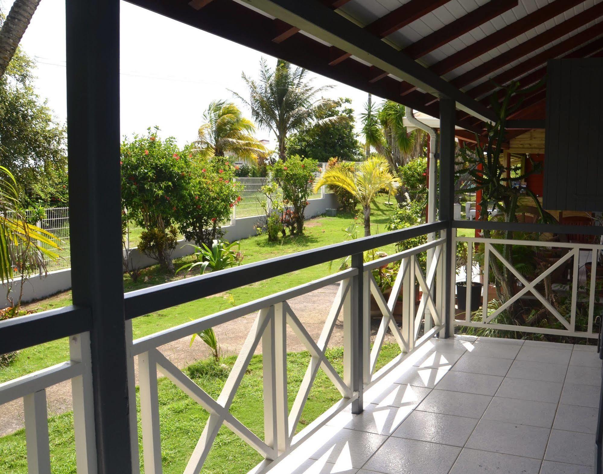 E.Gwada Hostel Le Gosier  Exterior foto